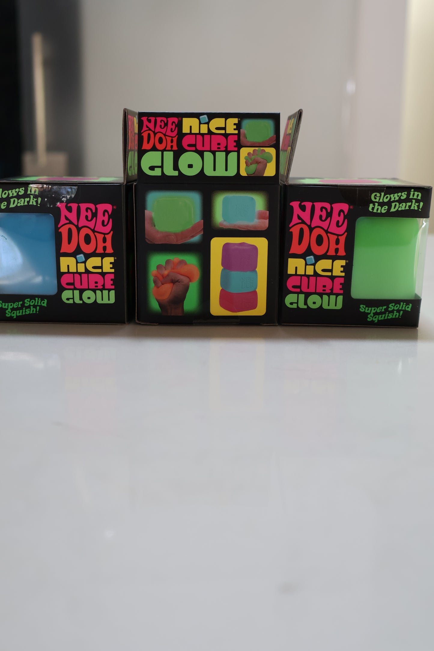 Nee-Doh Nice Cube Glow