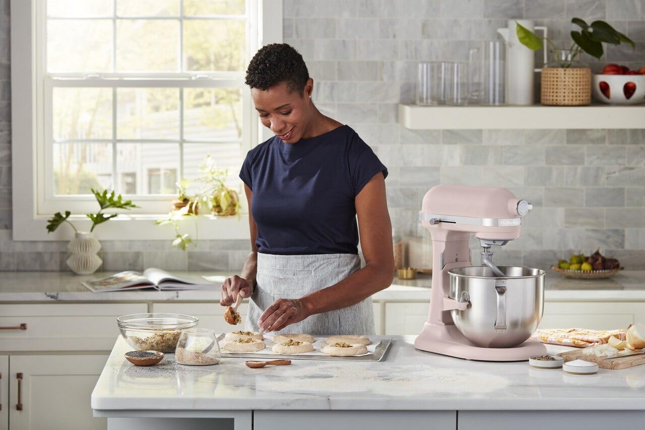 KitchenAid 7 Quart Bowl-Lift Stand Mixer with Accessories