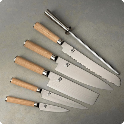 Shun Classic Blonde 7 Piece Block Set | Includes 5 Classic Blonde Knives, Honing Steel and Knife Block, Damascus Stainless Steel Cladding, Pakkawood Handle